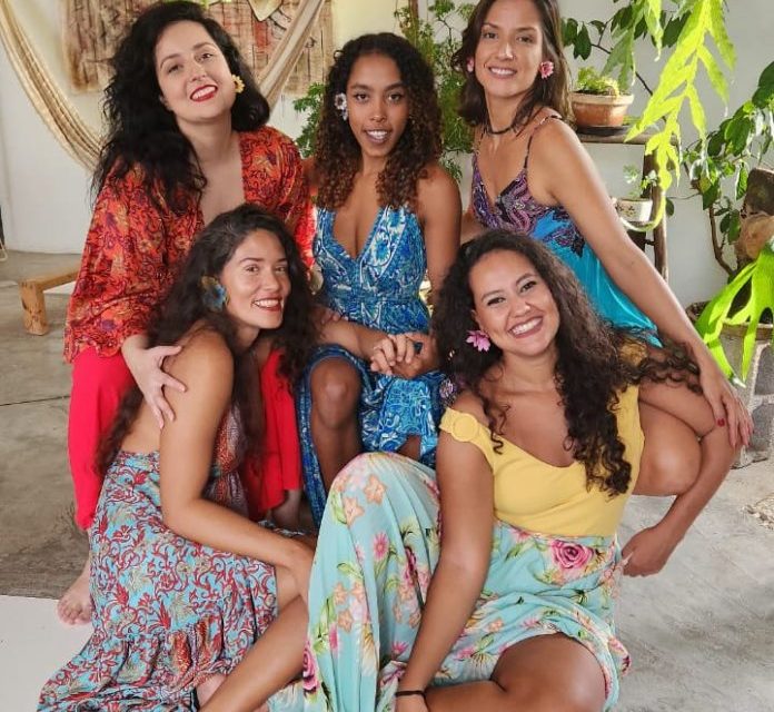 Coletivo de mulheres faz exposição multimídia em homenagem à Elisa Lucinda