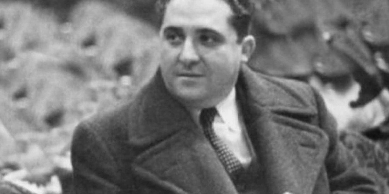 4 poemas de Agustin de Foxá