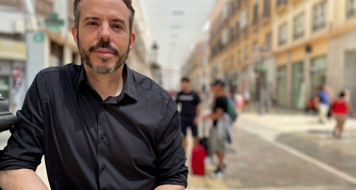 5 poemas de Vicente Luís Mora
