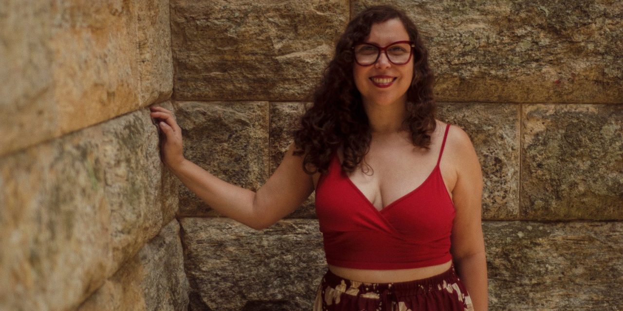 Pré-Venda: Poeta Milena Martins Moura lança “o carro de apolo capotou no horizonte”