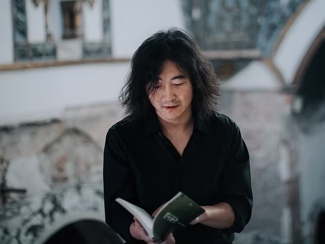 5 poemas de Han Bo
