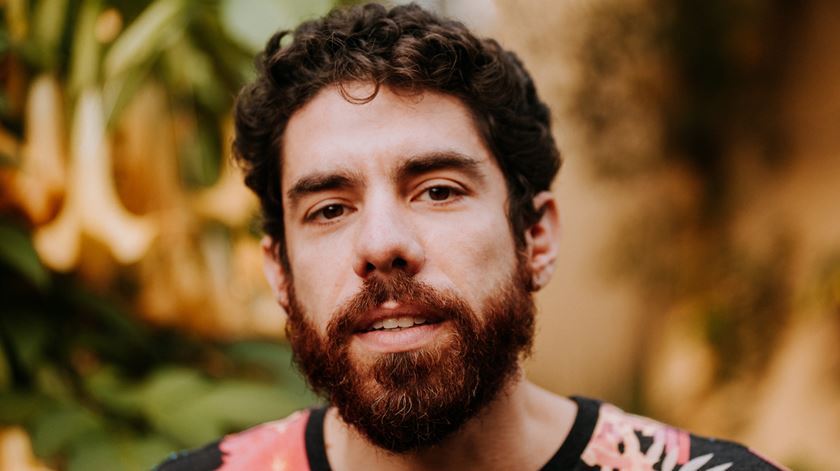 4 poemas de Lucas Argel