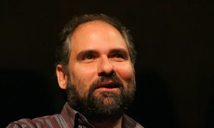 Luto: Poeta Alexei Bueno morre no Rio de Janeiro