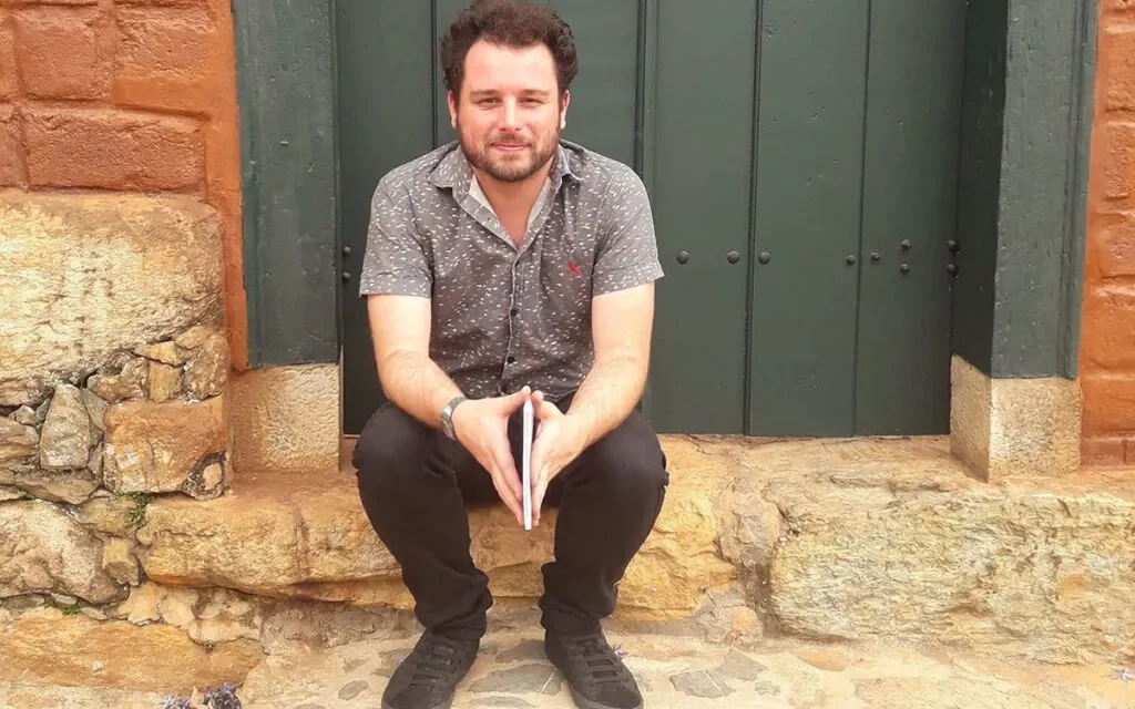4 poemas de Daniel Arelli