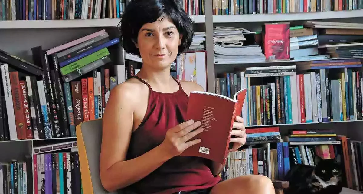 4 poemas de Mônica de Aquino